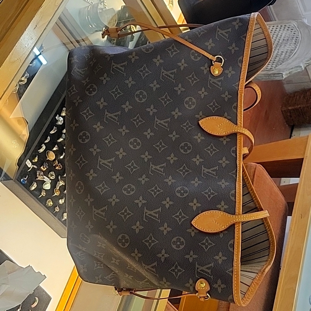 Louis vuitton GM Neverfull